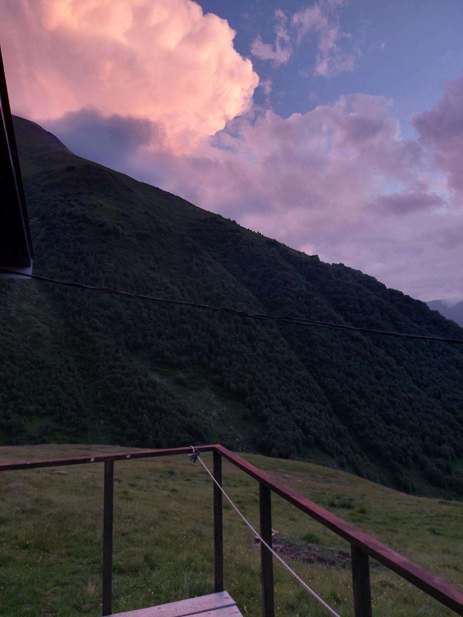 Mountain House In Juta酒店 外观 照片